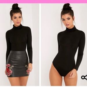 Pretty Little Thing - Longsleeve Black Bodysuit